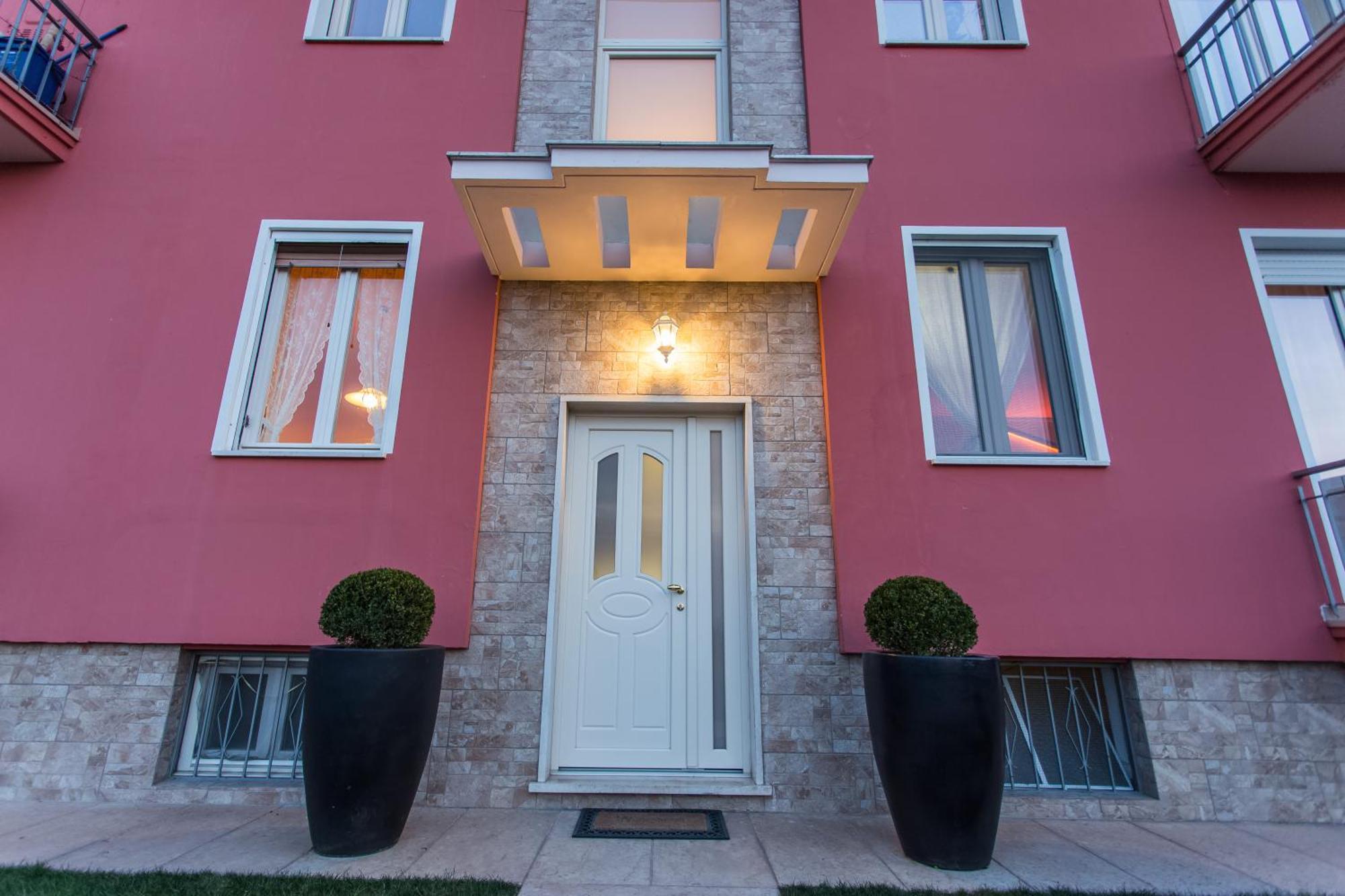 Apartmán Lm House Lonato Exteriér fotografie
